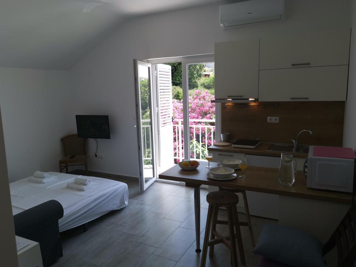 Apartments Zina Lokva Rogoznica Bagian luar foto